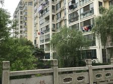 近地铁,产权清晰,无抵押电梯房,急售房源