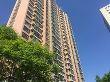 方正三居.南北通透格局好.正对小区小公园