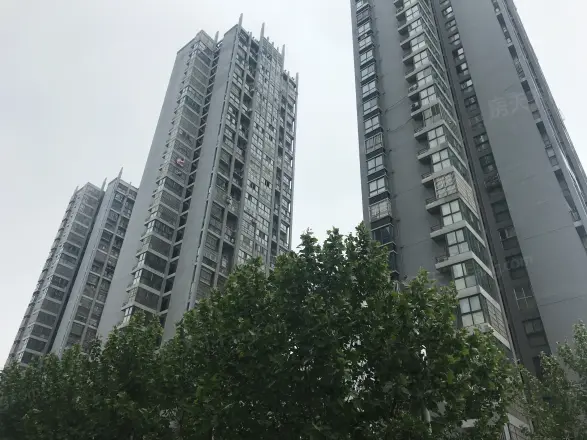 通和易居同辉