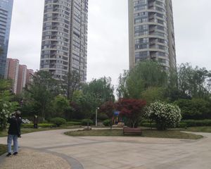 精装一楼,采光不受影响,装修很温馨。
