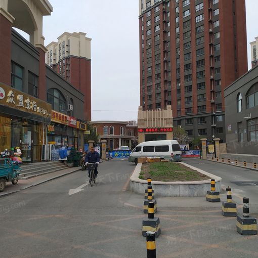 耶鲁印象2室1厅1卫南北朝向2300.00元/月出租