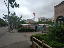 “露台时光 | 晒暖、种花、听风,把日常过成诗”