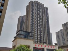 隆鑫西城汇,两室的,采光好,视野好,不吵。