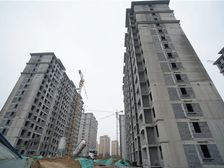 金鼎东柳湾元宝大三室精装修带家具家电带车储带电梯