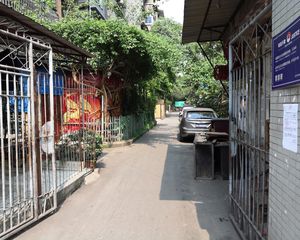 金罗路2号1室1厅南北