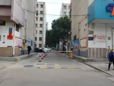 市委6号院 电梯小高层 19中小孩 拎包入住 金水河边