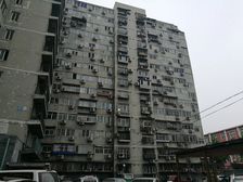 金顶街青年公寓近地铁采光好
