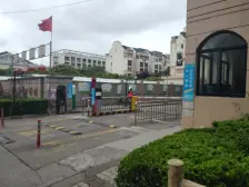 新出全明一房,位置安静,房东诚心出售。