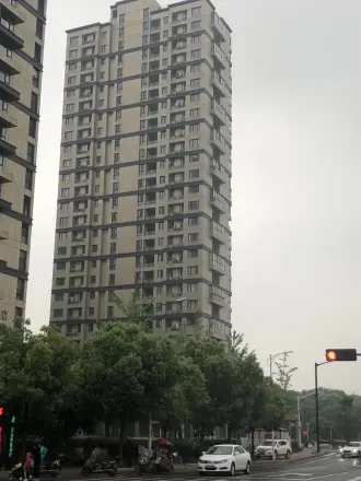 铂金名筑