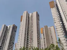 鲁能星城出门50米环线,精装大三房 118平