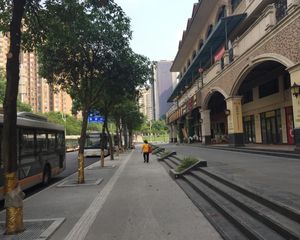华固一品3室2厅东南
