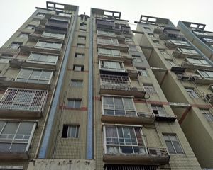 马厂地铁口纯板楼,采光充足,公摊小,业主诚心卖