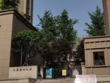 200W诚心卖 龙头寺公园旁花园洋房 一楼带大花园 着急出售