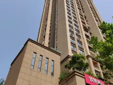 精装2房 近轻轨 近公园 购物方便 生活便利 出行方便