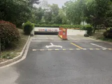 不靠高架,好楼层,大阳台,好改造,地铁口100米