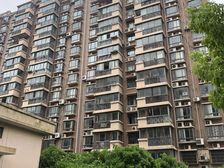 近地铁,中间楼层无抵押产权清晰,店长力推
