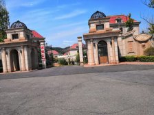 西郊公馆 5室3厅 北 南