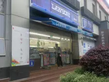 复式高区电梯河景房满五W,一,房东诚售