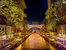 房子在城南,小区环境好,物业服务优质