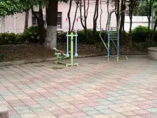 电梯房,一梯四户,小户型,交通便利,小区中心位置,精装修,精装好房,诚意出售