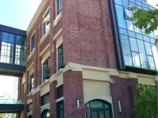 房子价格低干净装修好视野开阔,配套齐全