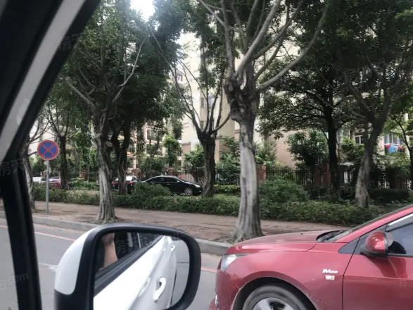隆生东湖9区