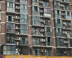 中华家园东区4室2厅东