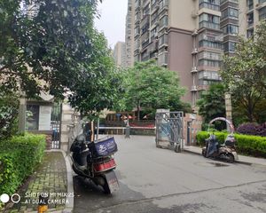 童话里3室2厅南