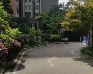 香月楠岸2室1厅西