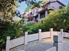 小区环境好,适合小孩中年老人居住,公园也有