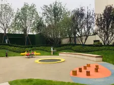 金科四房,满两年,中间楼层,采光好,两卫。业主急售