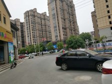 豪邦君悦华庭 4室1厅 南 北