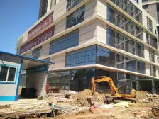 莱山大学城旁 上下两层 精装修