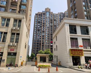 天祥棕榈湾4室2厅南北