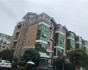 阳明华都东区4室2厅南