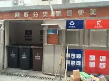 大开间,精装修,交通便利,一门关