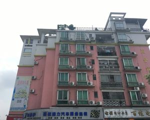 复式两层,大天台花园,此房满五年格局方正配套完备