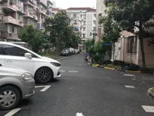 闹中取静,厨卫全明,车水马龙,一梯两户!!