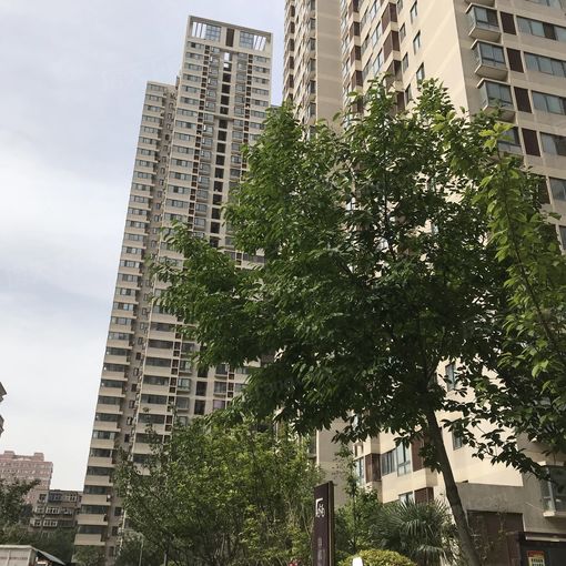 升龙世纪花园贰区1室1卫西朝向1000.00元/月出租