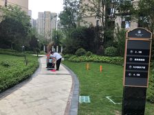 北辰香麓 5室2厅 南