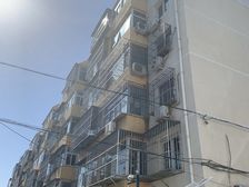 本房南北通透,精装修,方便出行。