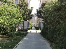 精装小公寓,好楼层,供暖好,看房方便