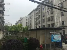 近地铁双南两房,带阳台,诚心出售