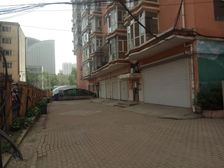 南岗区西大直街学府路学府凯德学府路地铁口