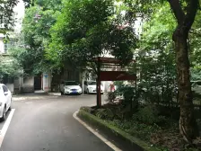 正规三室二厅,采光好 有钥匙看房方便。