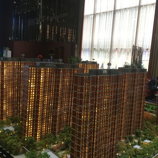 华鸿·金色柏林3室1厅1卫南北朝向3000.00元/月出租