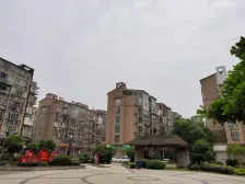 澄湖左岸 南北通透,采光好 装修好,环镜优美 视野好,诚心出售