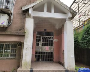 澄湖左岸南北通透,采光好装修好,环镜优美视野好,诚心出售