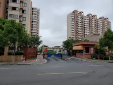 小户型两房,配套齐全,交通便利,业主诚心出售