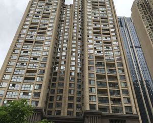 高盛金融中心1室0厅东